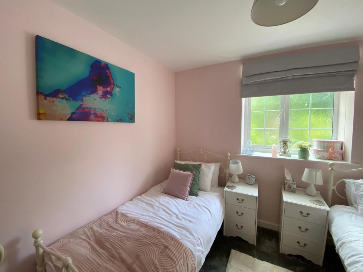 Aurora Tor Villa Глостънбъри Екстериор снимка