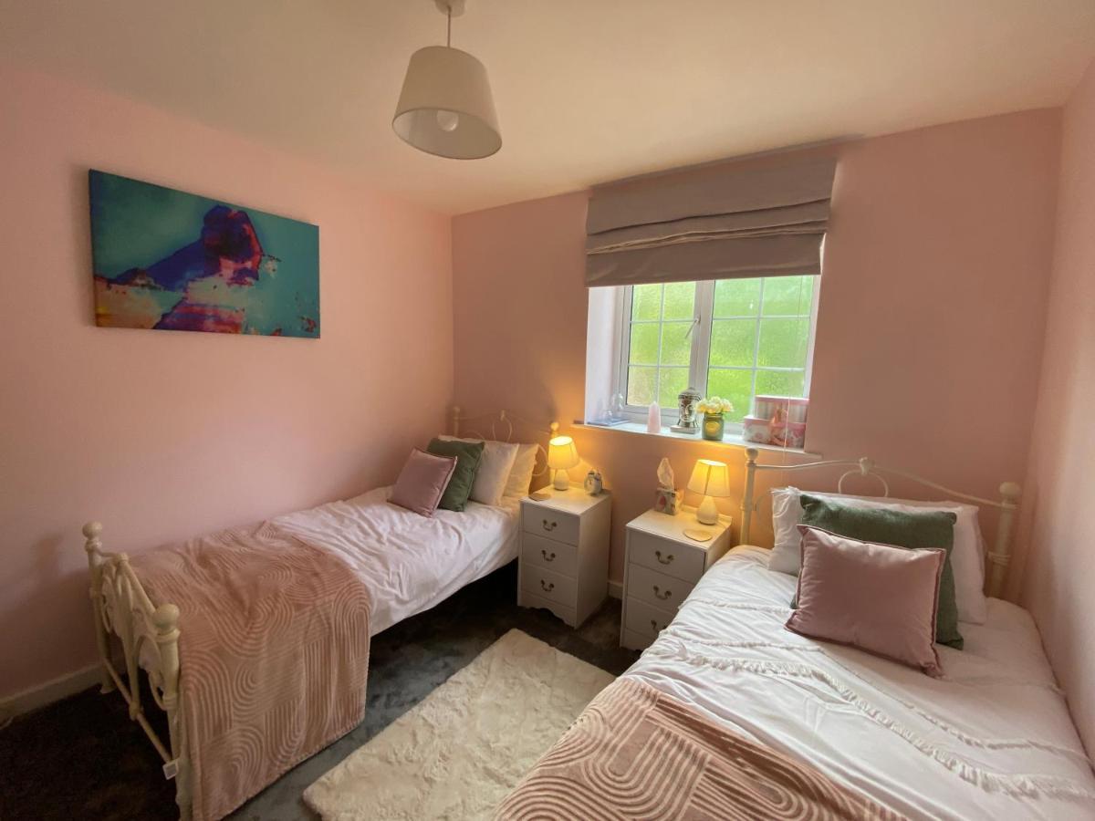 Aurora Tor Villa Глостънбъри Екстериор снимка